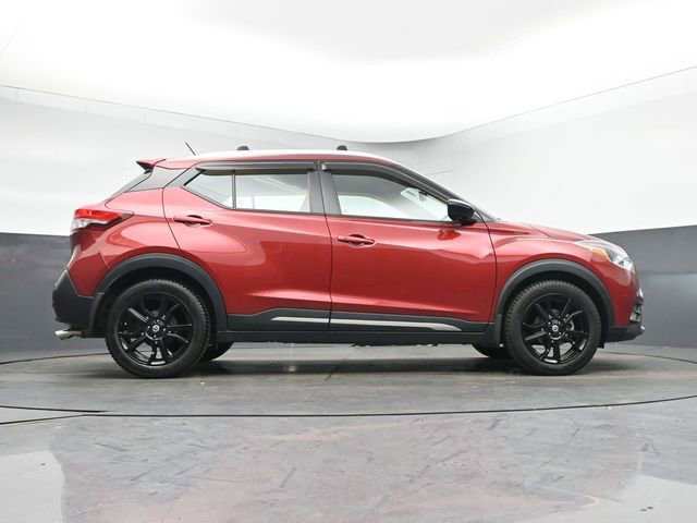 Used 2020 Nissan Kicks SR w/ SR Premium Package image 34