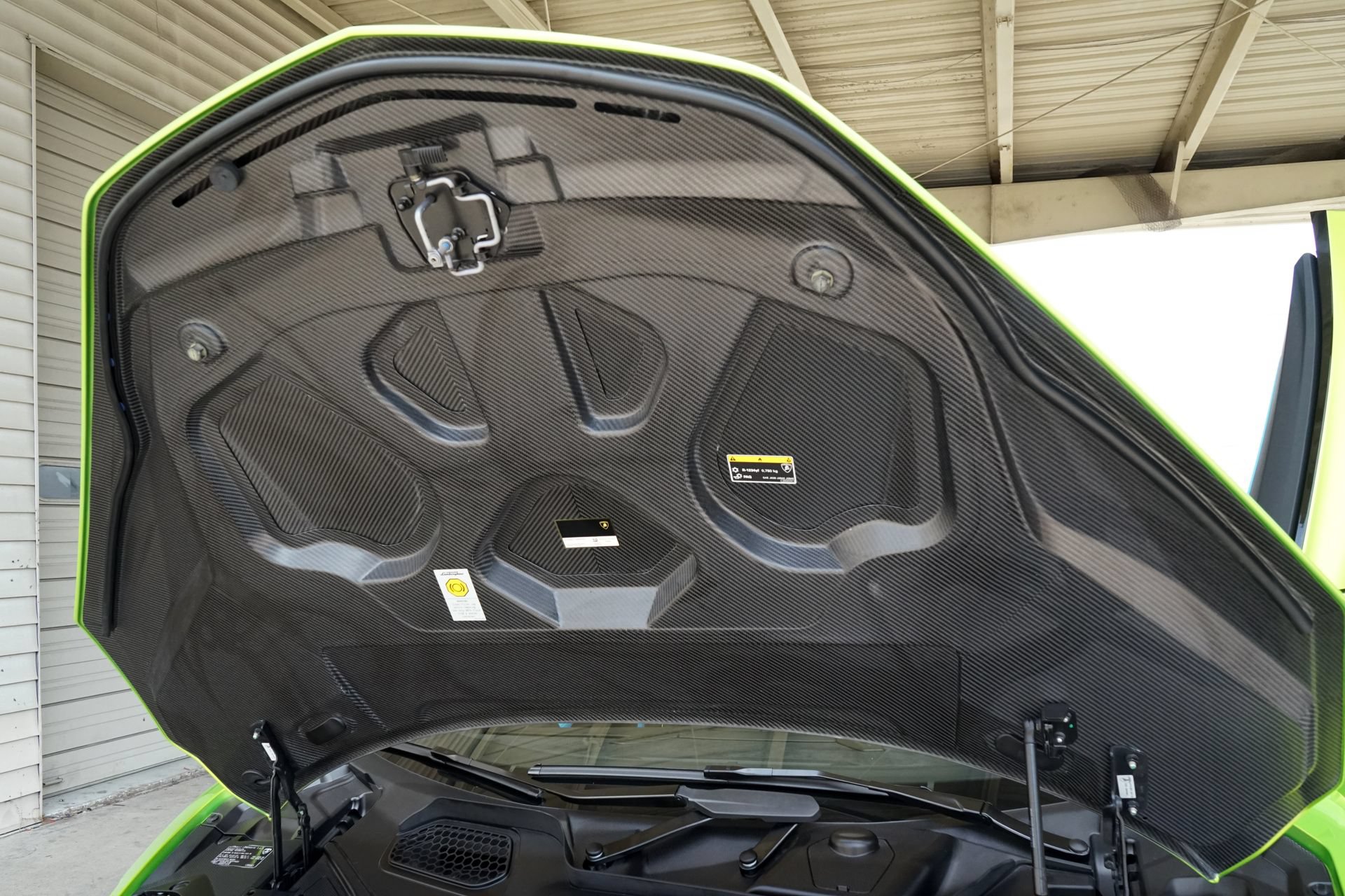 Used 2024 Lamborghini Revuelto AWD/4WD image 29