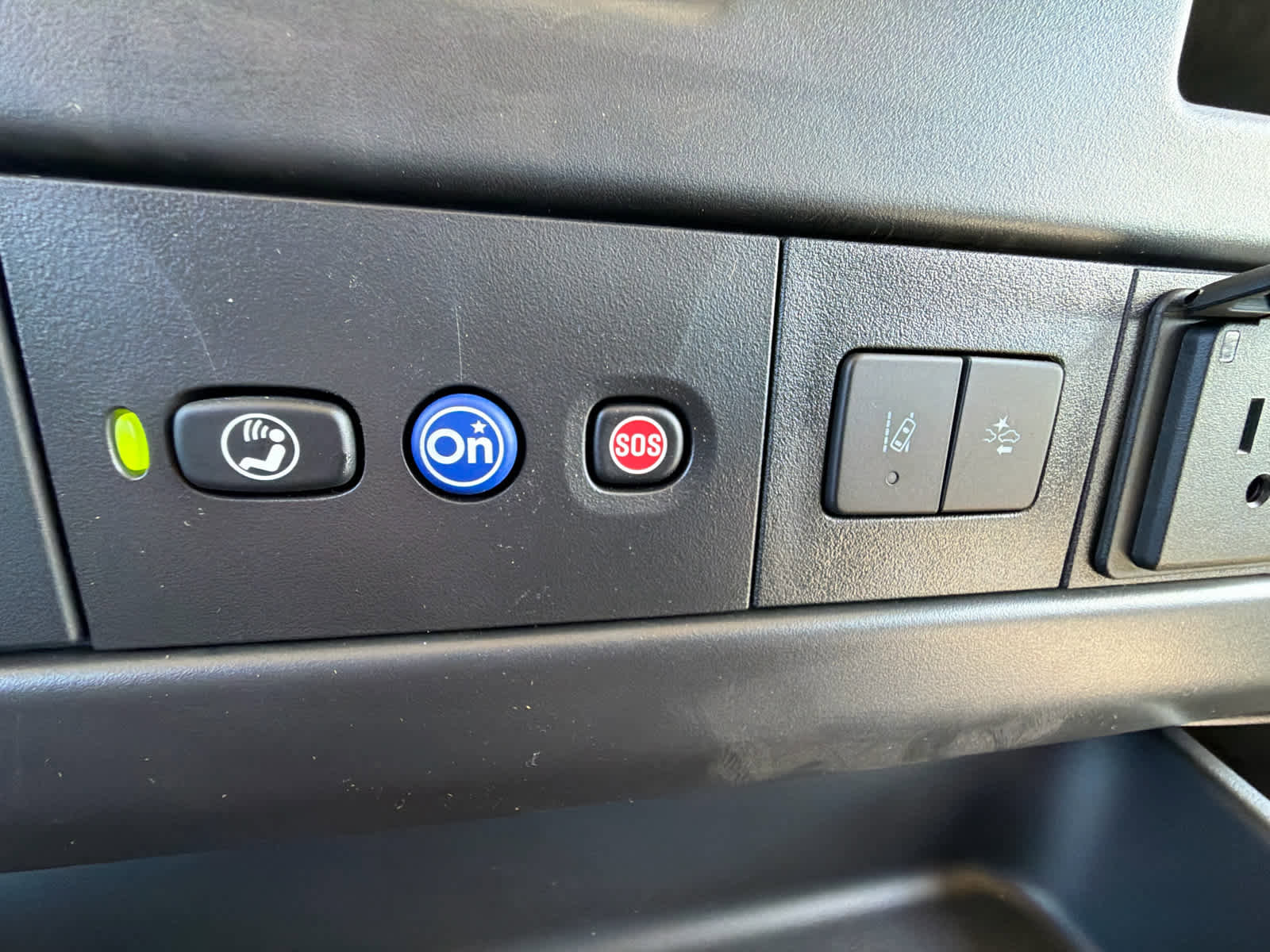New 2025 GMC Savana 2500 w/ Driver Convenience Package RWD image 25