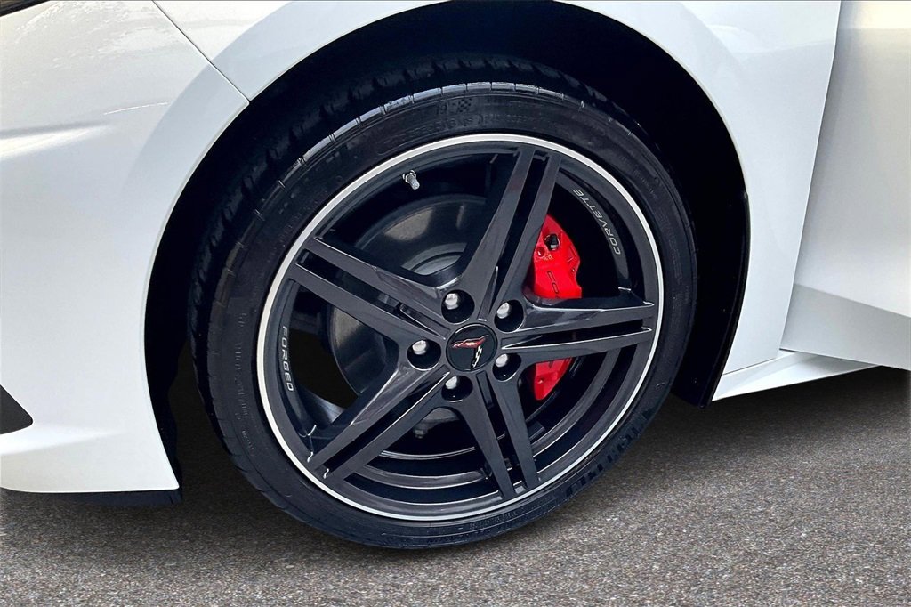 Used 2025 Chevrolet Corvette Stingray Preferred Conv w/ 2LT image 28