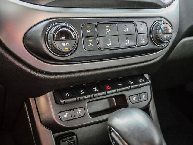 Used 2022 Chevrolet Colorado ZR2 AWD/4WD image 39