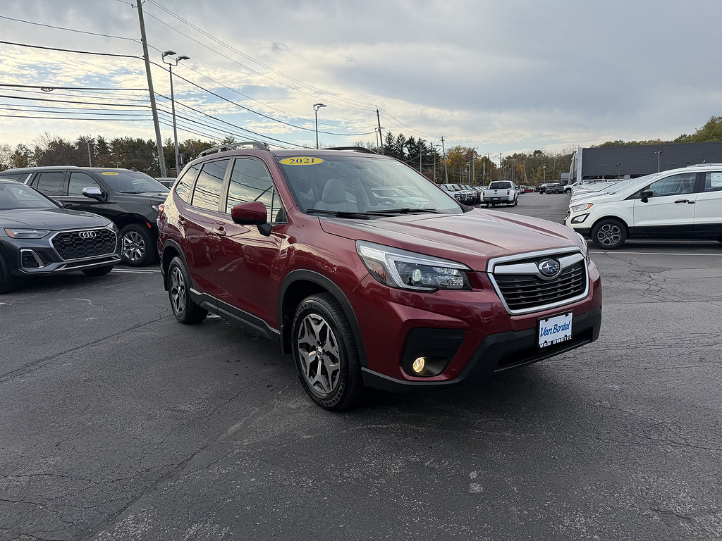 Used 2021 Subaru Forester Premium AWD/4WD image 8