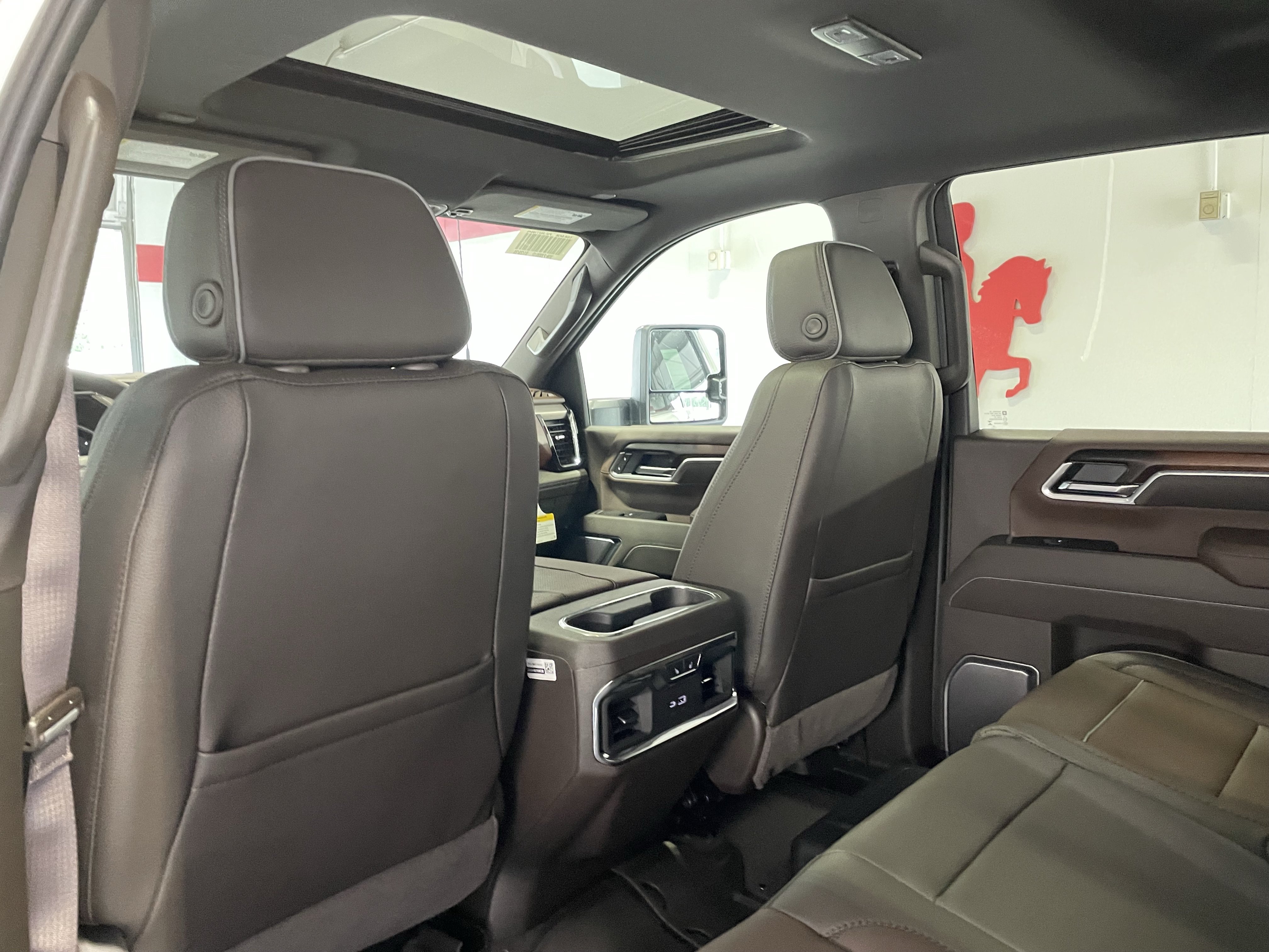 New 2026 GMC Sierra 2500 Denali w/ Denali Reserve Package AWD/4WD image 11