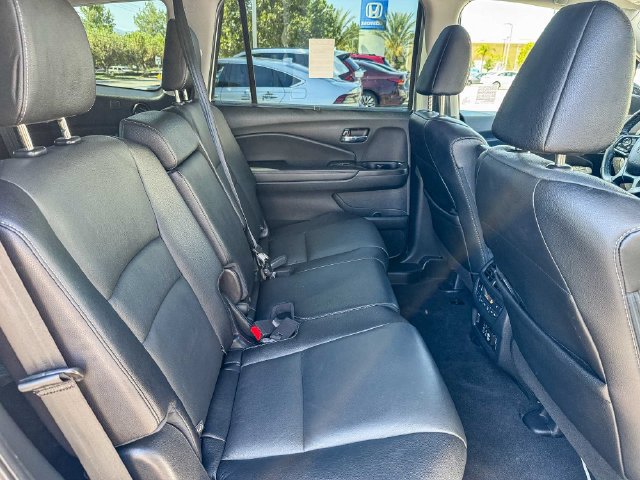 Used 2022 Honda Pilot Touring image 19