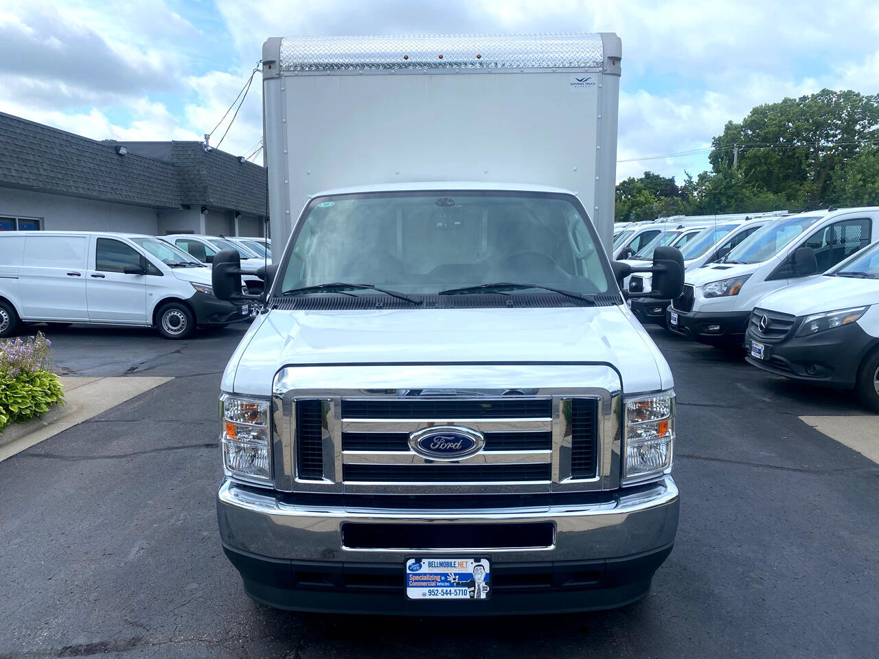 Used 2024 Ford E-350 and Econoline 350 Super Duty w/ Power Windows & Locks Group image 2