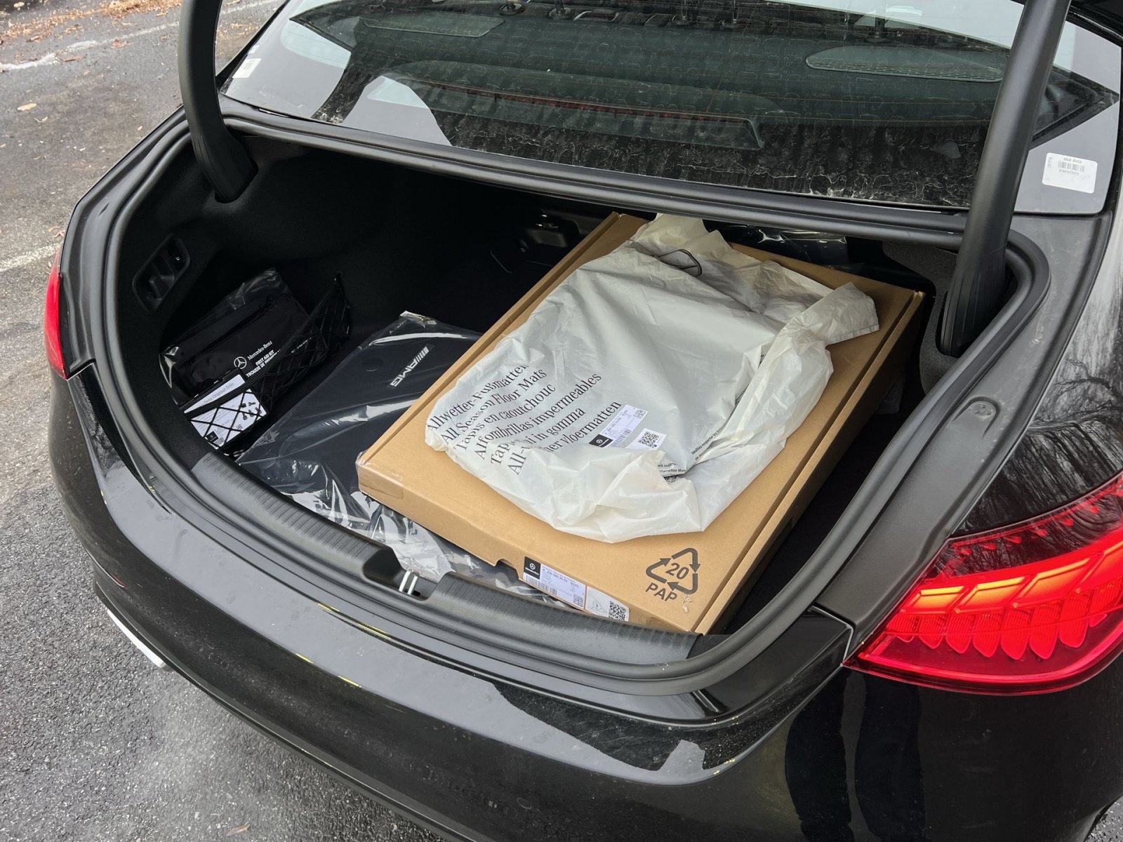 Certified 2026 Mercedes-Benz C 300 4MATIC Sedan image 24