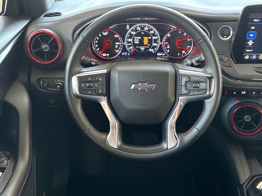 Used 2025 Chevrolet Blazer RS FWD image 19