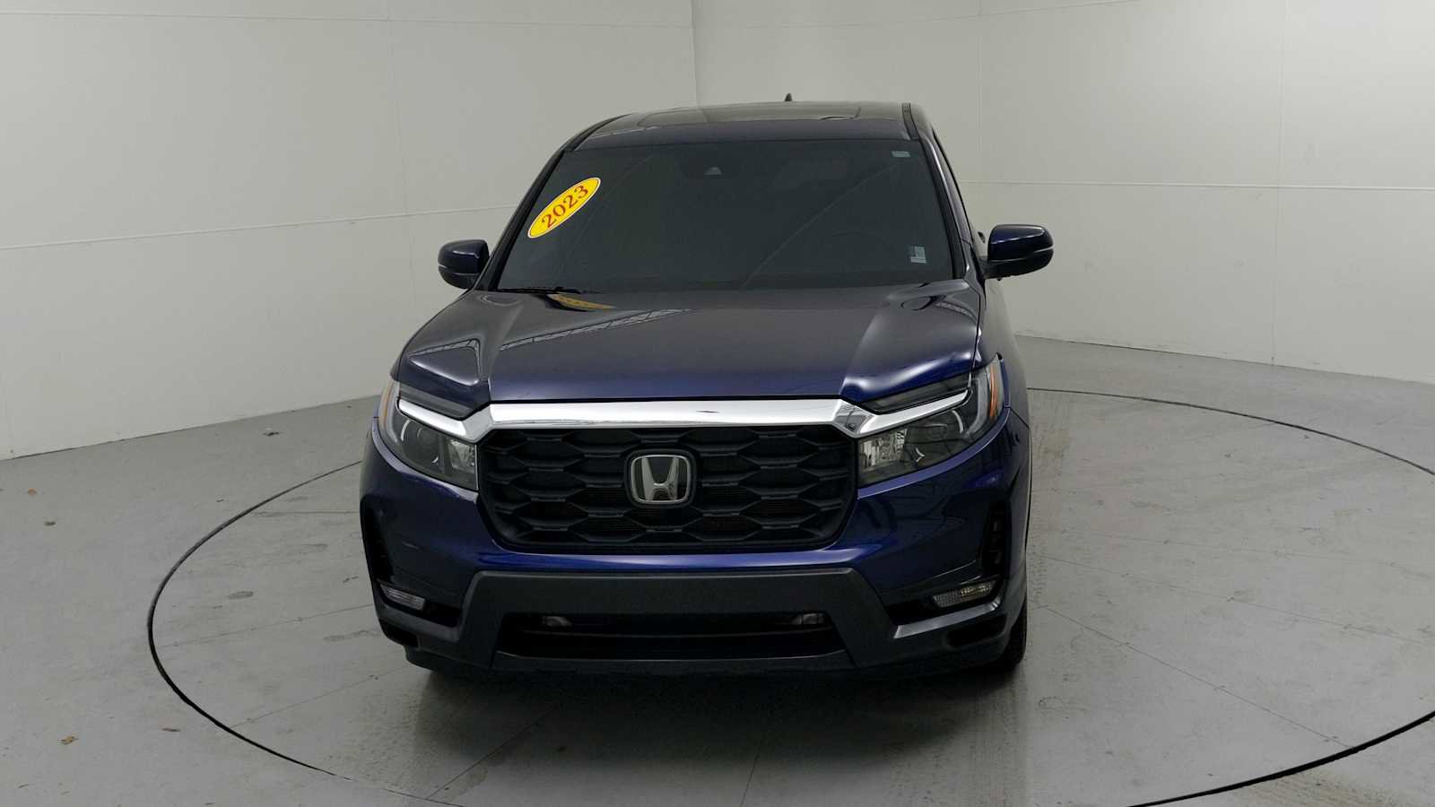 Used 2023 Honda Passport EX-L image 3