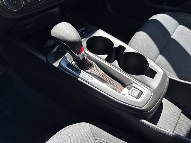 Used 2024 Chevrolet Trax RS w/ Sunroof Package FWD image 20