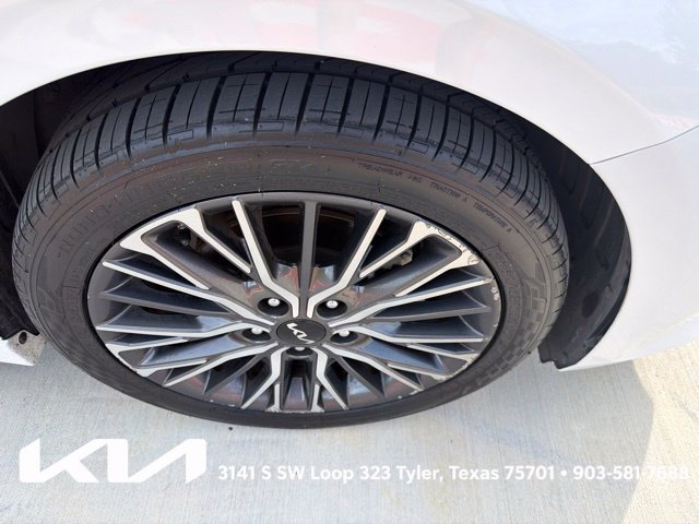Used 2022 Kia Forte GT-Line w/ GT-Line Premium Package FWD image 13