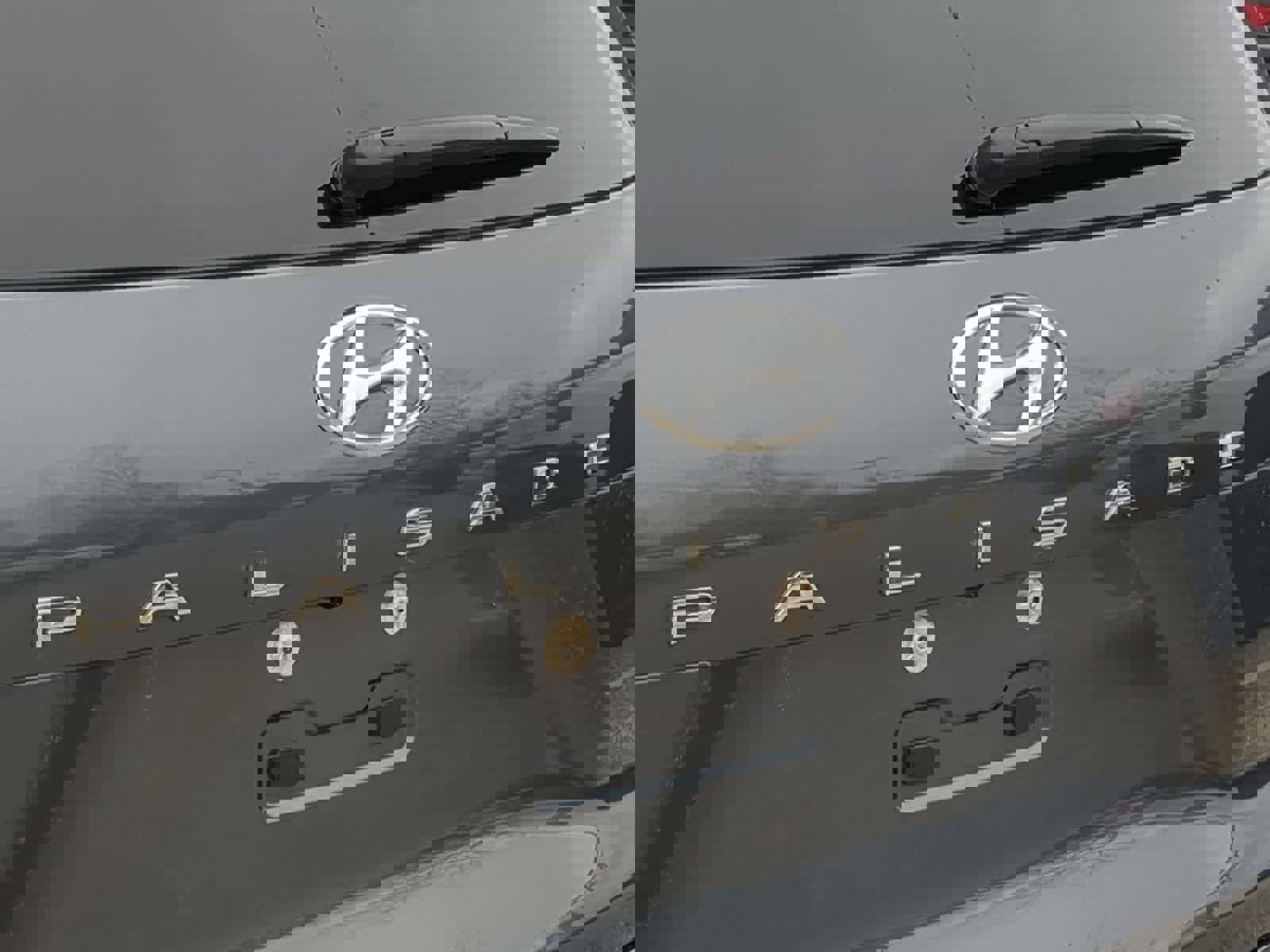 Used 2022 Hyundai Palisade SEL w/ Premium Package image 13