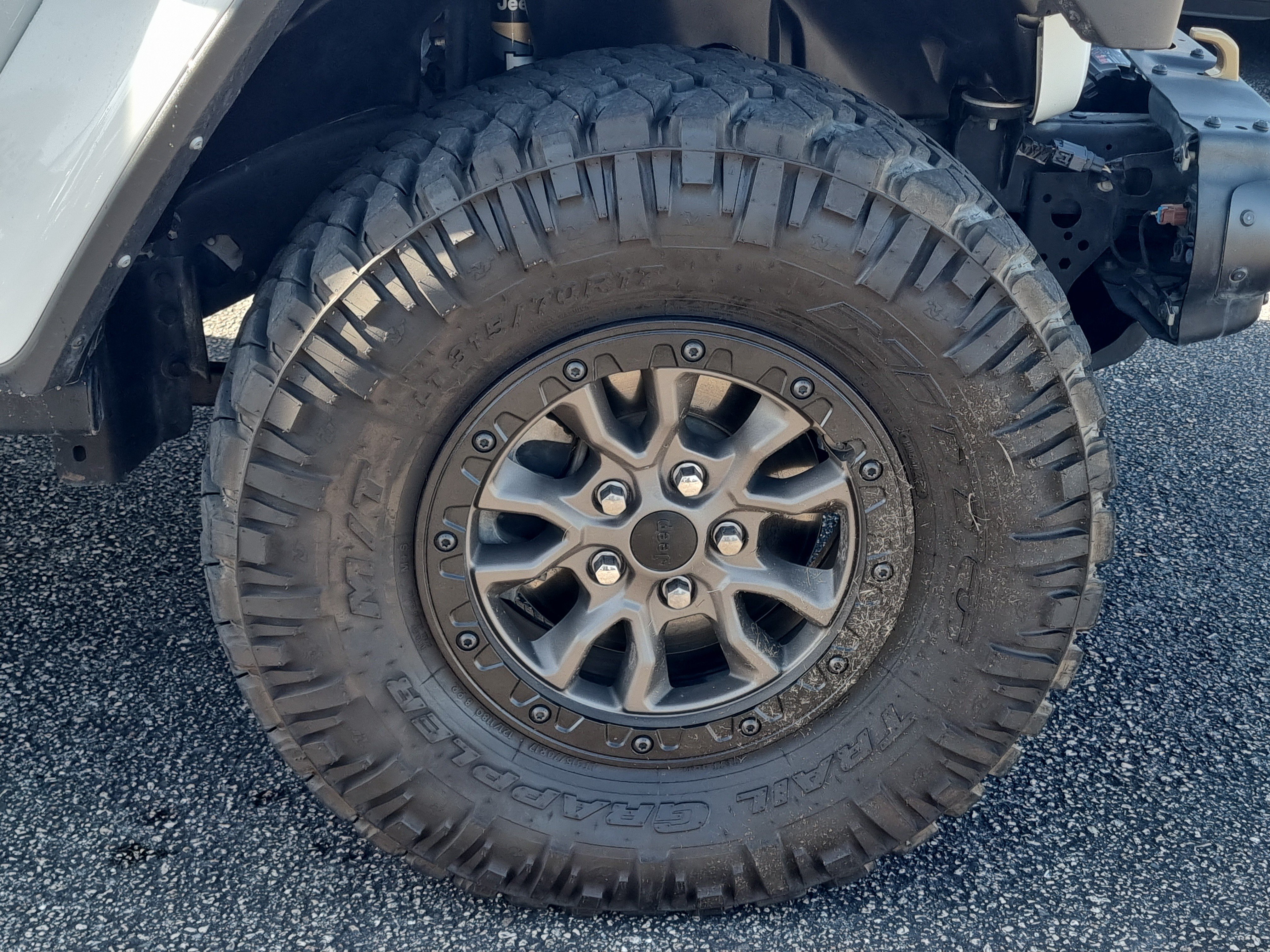 Used 2022 Jeep Wrangler Unlimited Rubicon w/ Trailer Tow Package AWD/4WD image 9