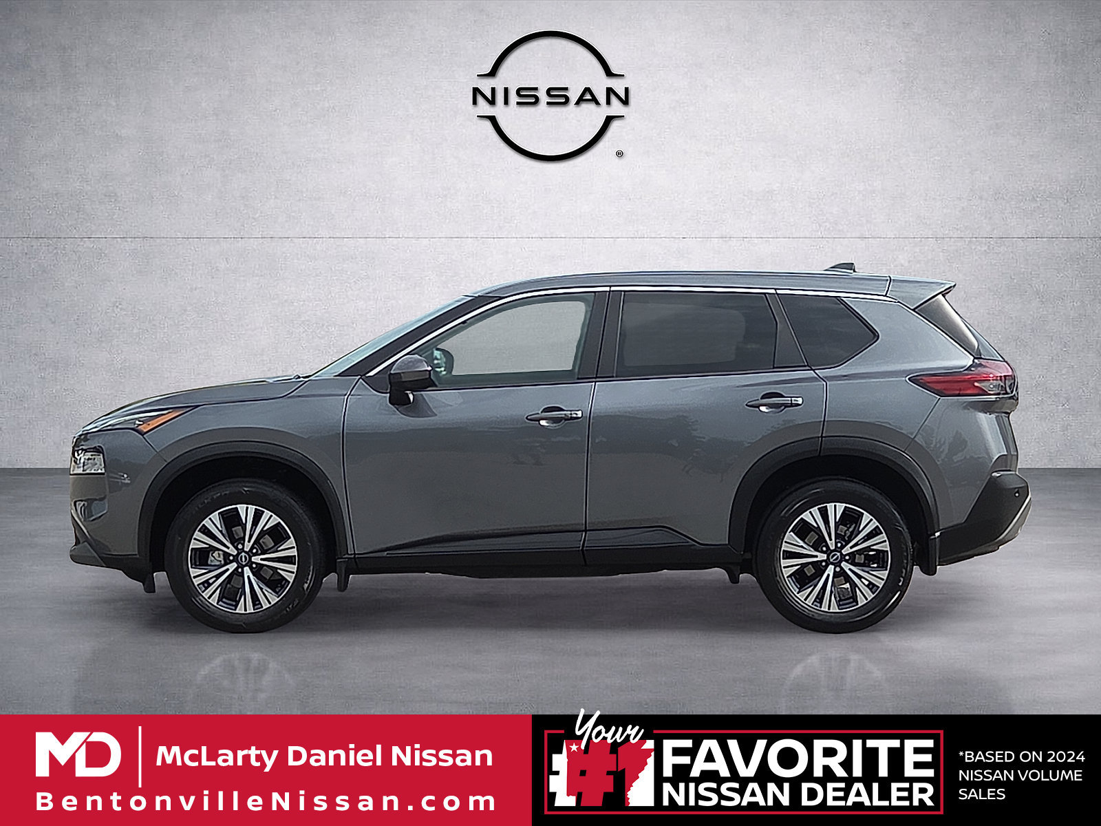 Used 2023 Nissan Rogue SV FWD image 3