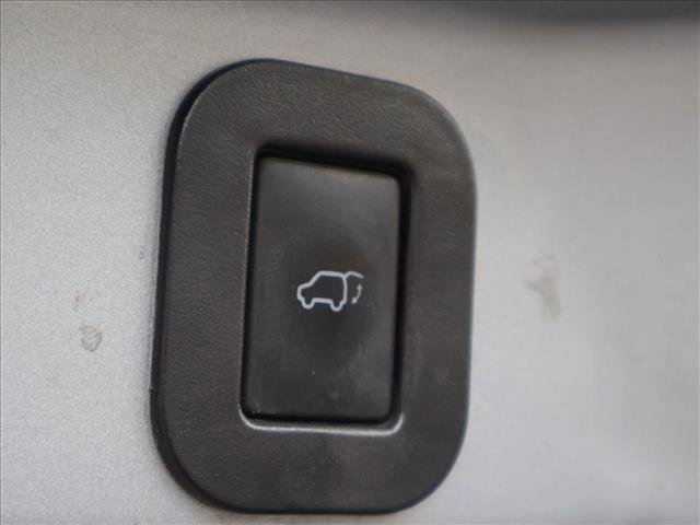 Used 2017 Toyota Sienna Limited Premium AWD/4WD image 7