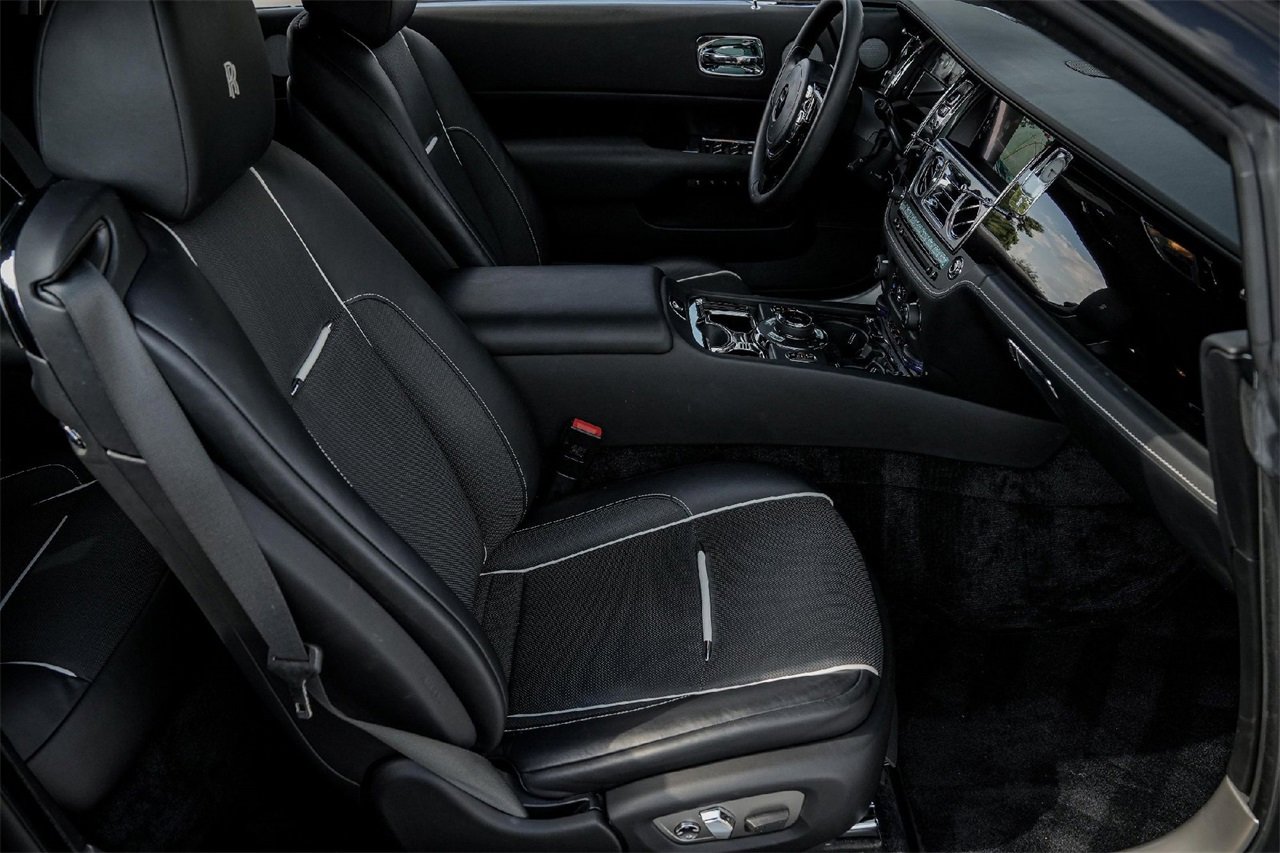 Certified 2020 Rolls-Royce Wraith image 34
