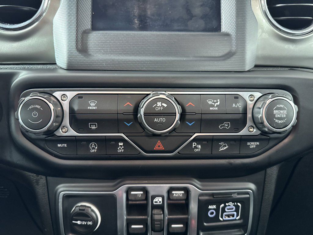 Used 2019 Jeep Wrangler Unlimited Sahara w/ Safety Group image 20