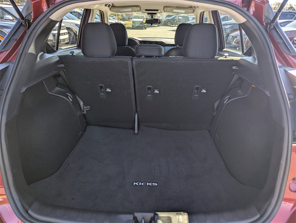 Used 2023 Nissan Kicks SV image 23