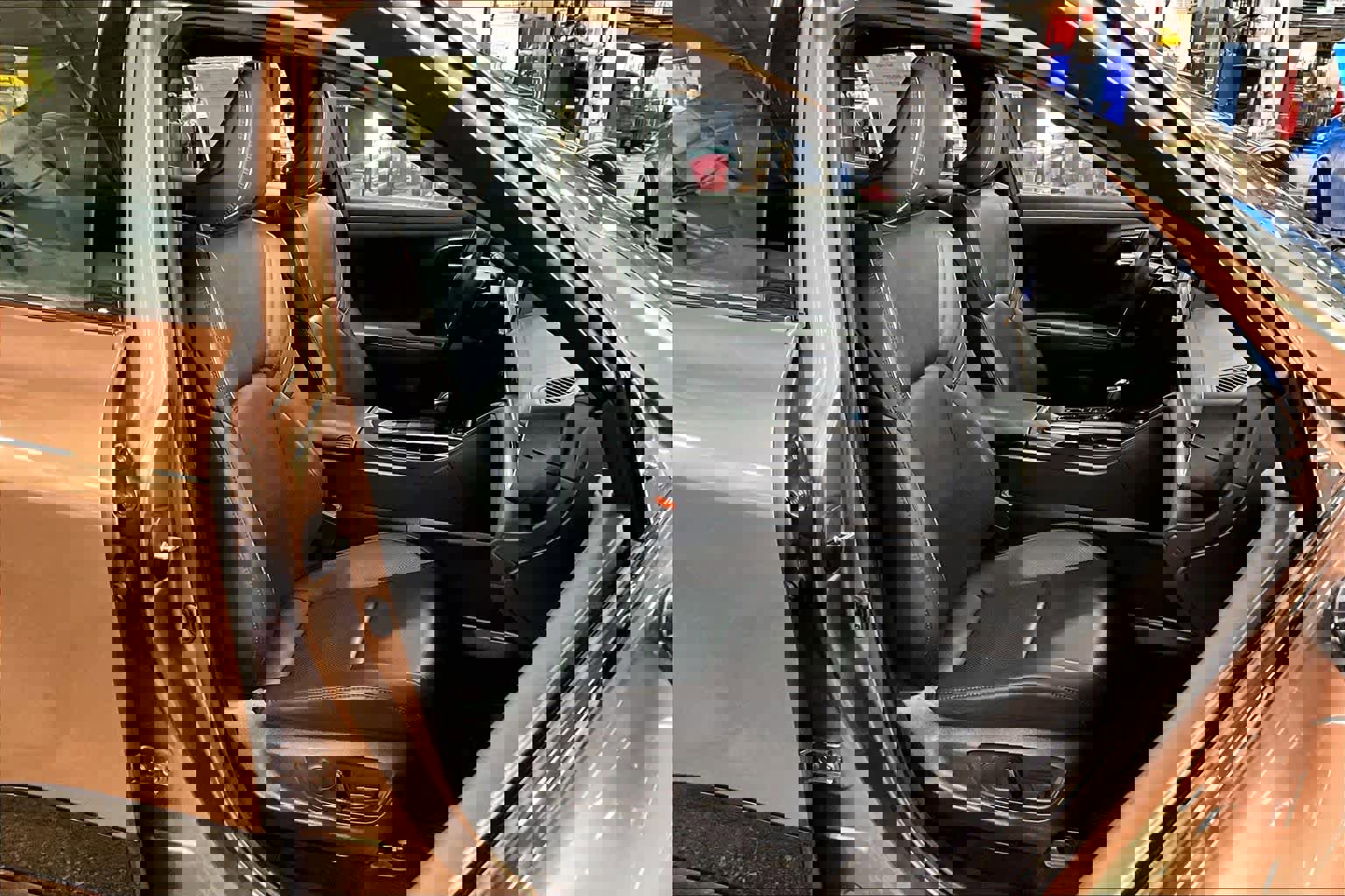 Used 2023 Toyota Crown Platinum image 8