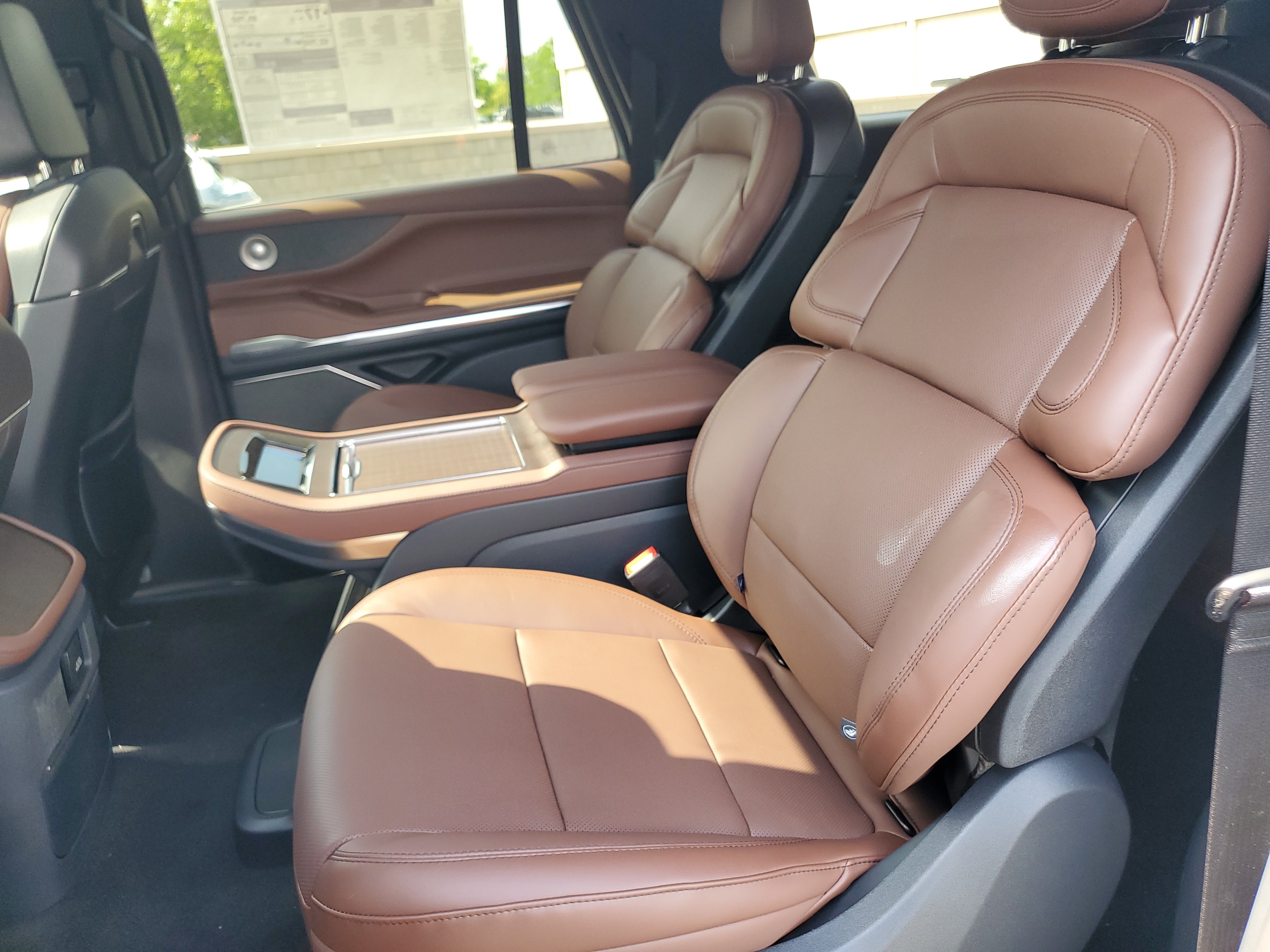 New 2027 Lincoln Navigator L Reserve AWD/4WD image 30