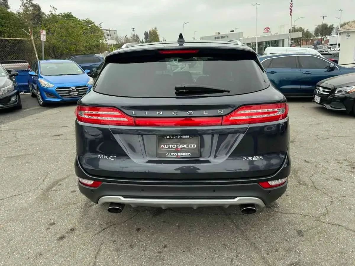 Used 2015 Lincoln MKC AWD w/ Equipment Group 102A Reserve image 3