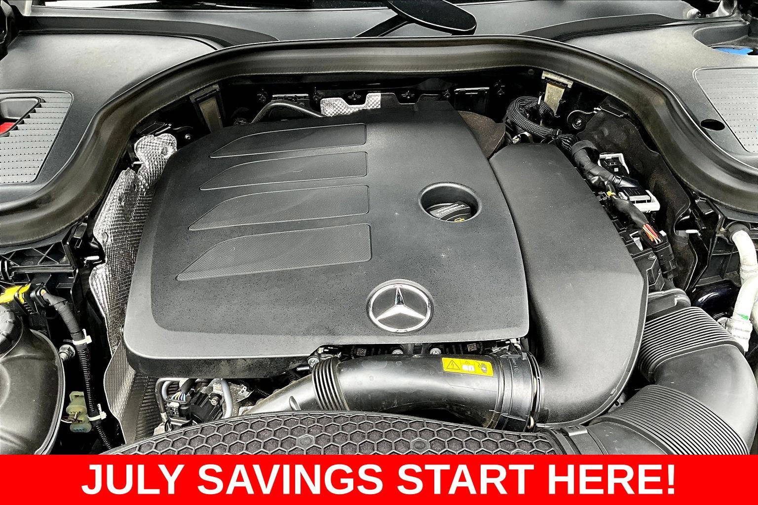 Used 2021 Mercedes-Benz GLC 300 4MATIC image 37