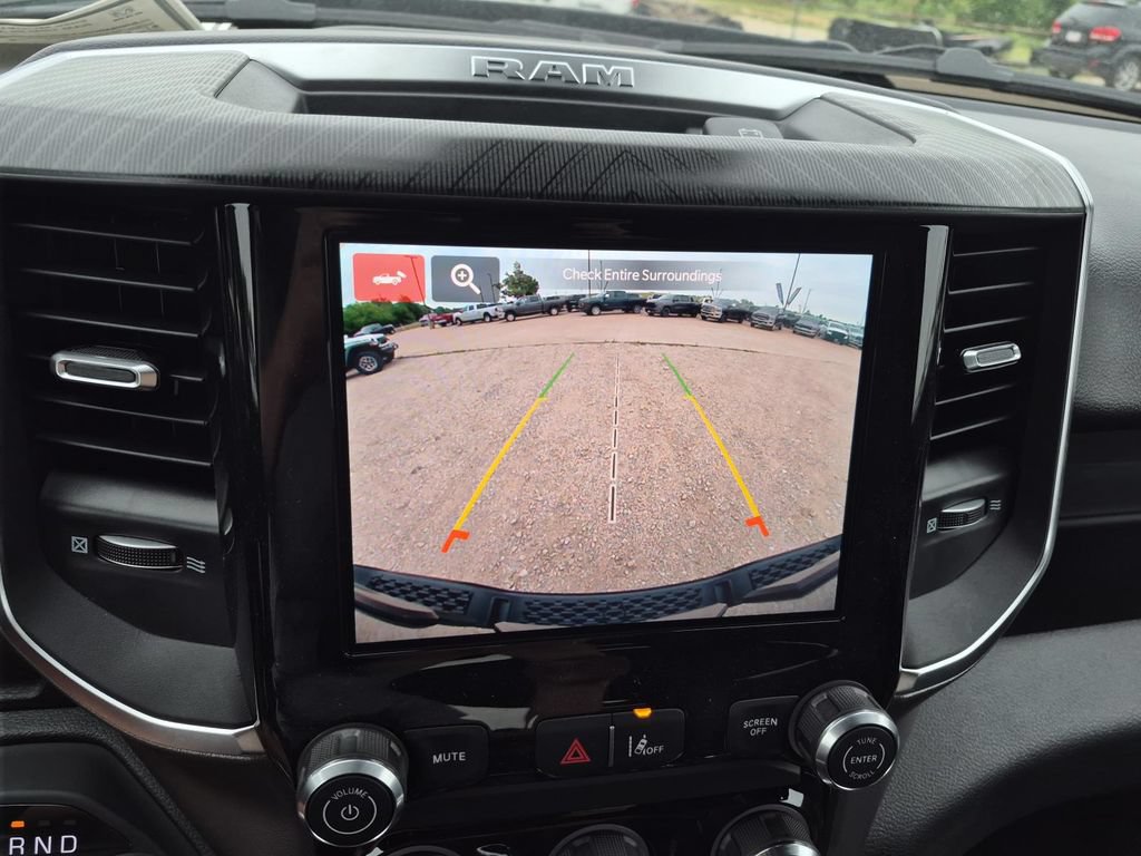 New 2026 RAM 1500 Express AWD/4WD image 23
