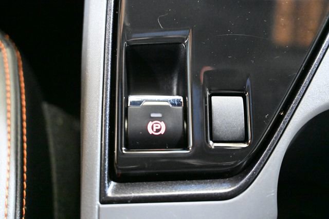 Used 2024 Subaru Crosstrek 2.5i Limited w/ Crosstrek Mirror Package image 31