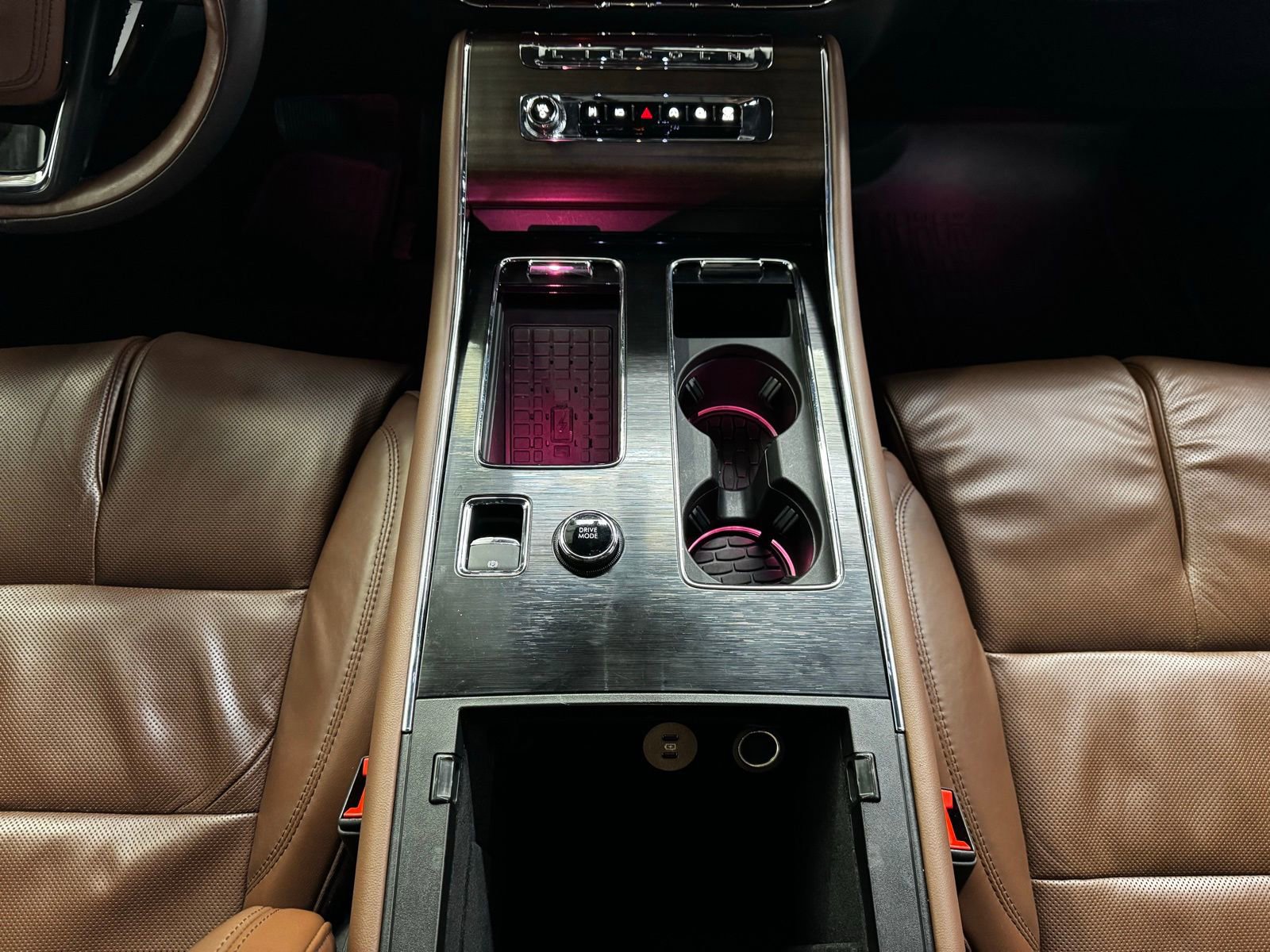 Used 2025 Lincoln Aviator Reserve w/ Equipment Group 201A image 29