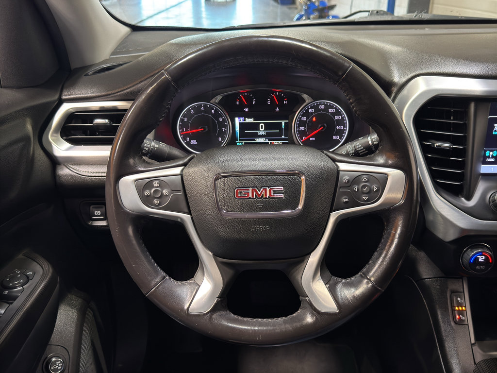 Used 2018 GMC Acadia SLT image 23