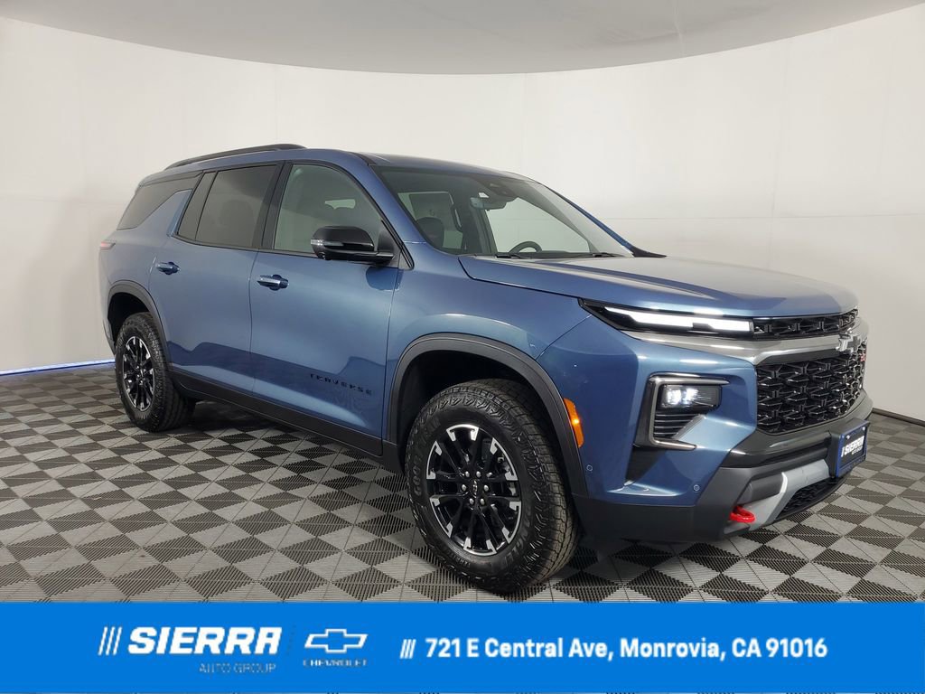 New 2026 Chevrolet Traverse Z71 w/ Enhanced Driving Package image 1