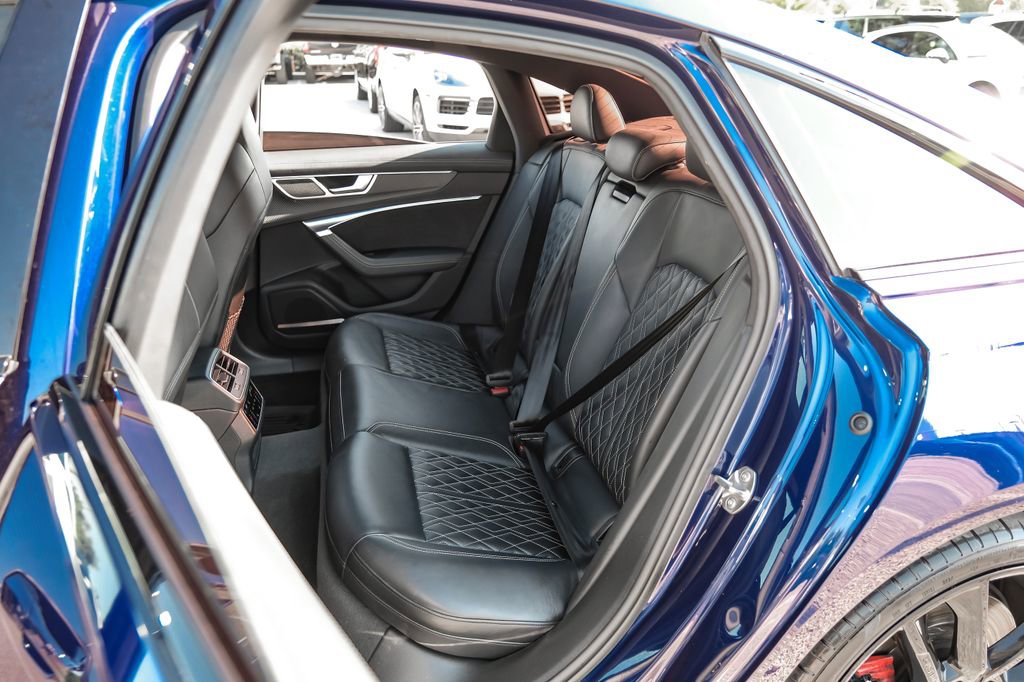 Used 2021 Audi S6 Premium Plus w/ S6 Executive Package AWD/4WD image 42
