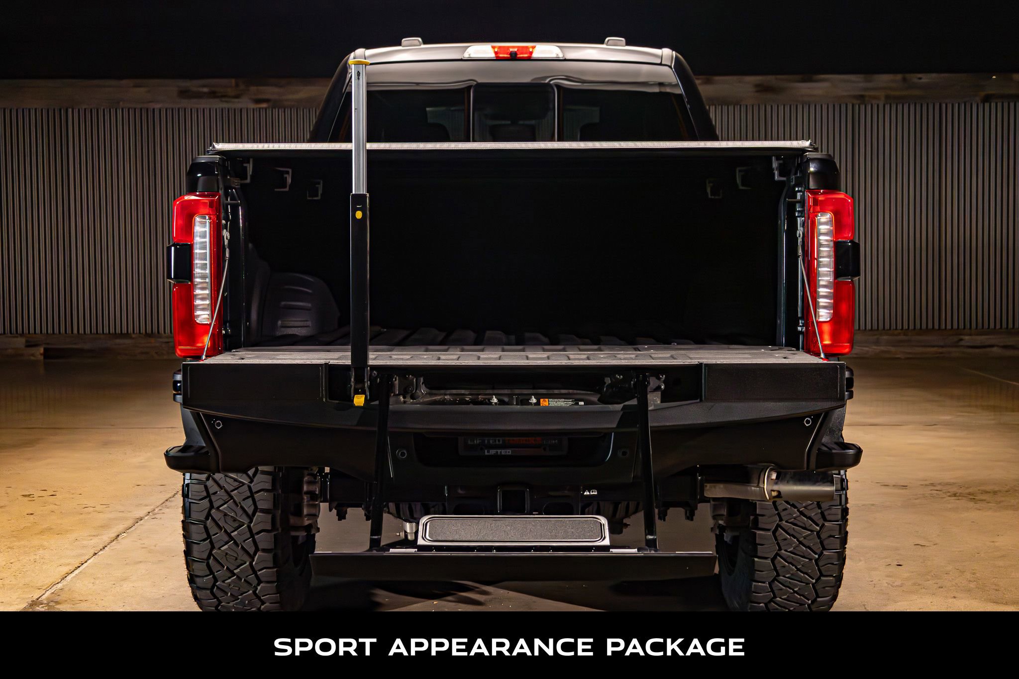 Used 2024 Ford F250 Lariat w/ Lariat Ultimate Package AWD/4WD image 9