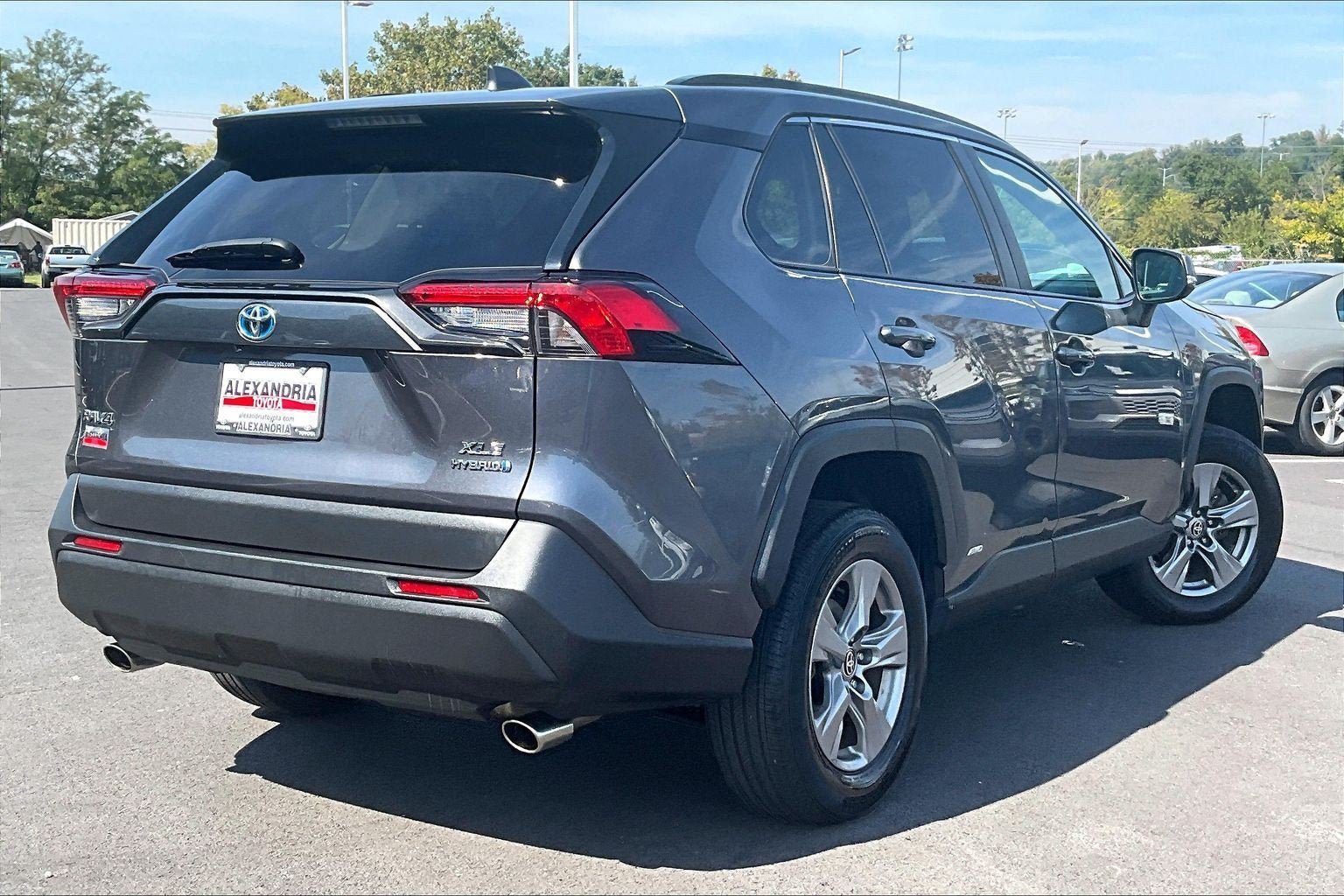 Used 2024 Toyota RAV4 XLE w/ Weather Package AWD/4WD image 12