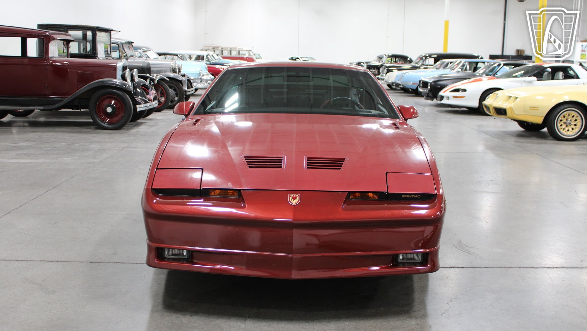 Used 1989 Pontiac Firebird Trans Am RWD image 9