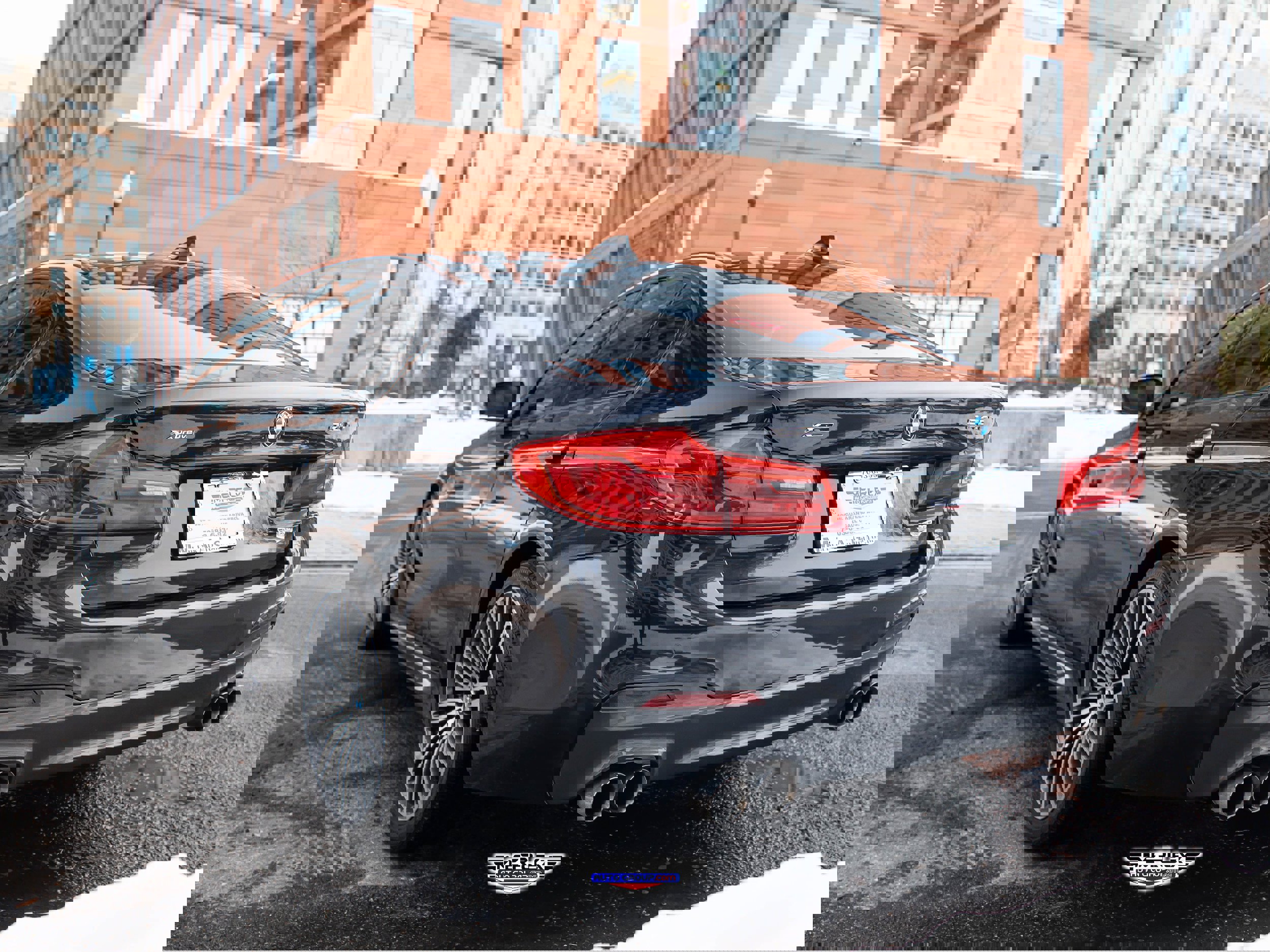 Used 2018 BMW 540i xDrive w/ M Sport Package image 5