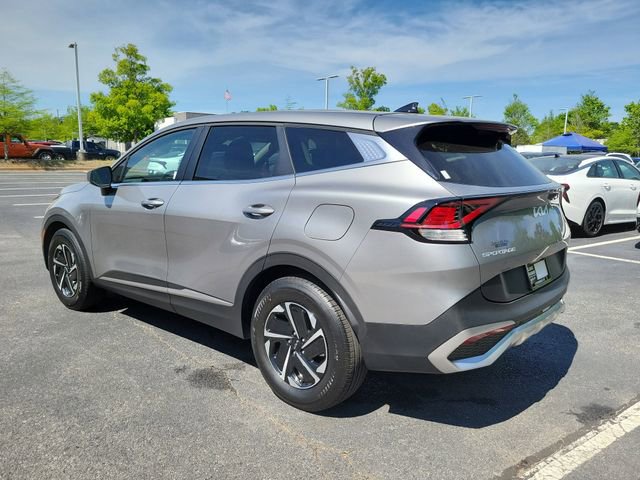 Certified 2025 Kia Sportage LX FWD image 6
