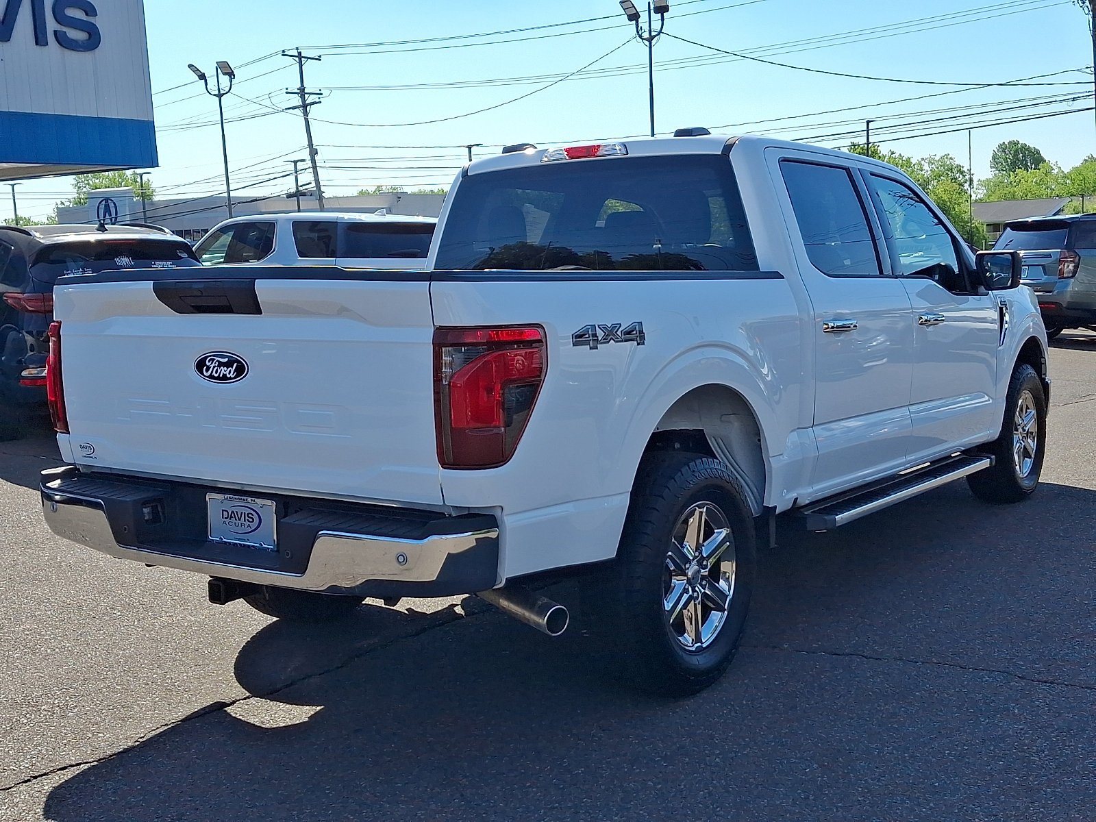 Used 2025 Ford F150 XLT w/ Equipment Group 301A Standard AWD/4WD image 4