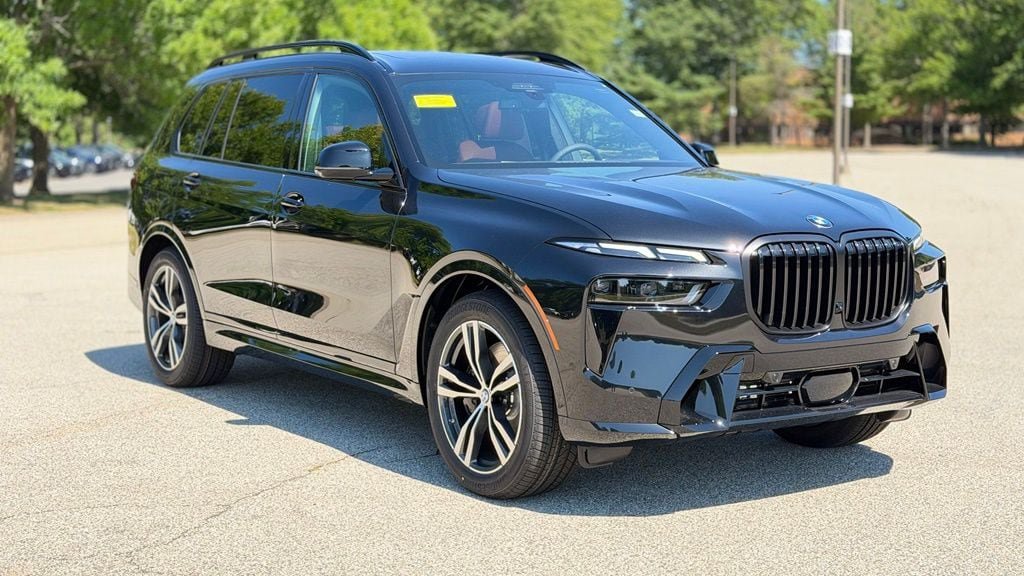 New 2027 BMW X7 xDrive40i w/ M Sport Package AWD/4WD image 10