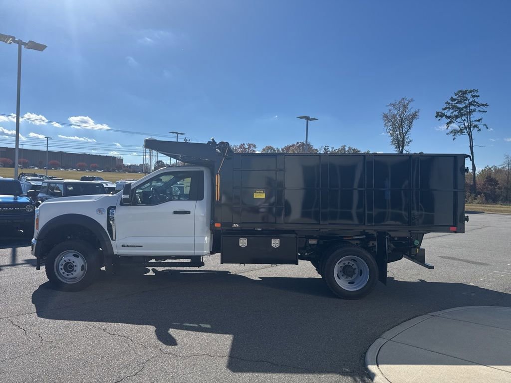 New 2025 Ford F550 4x4 Regular Cab Super Duty image 7