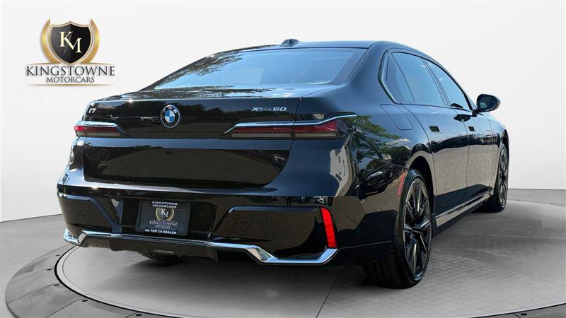 Used 2023 BMW i7 xDrive60 AWD/4WD image 5