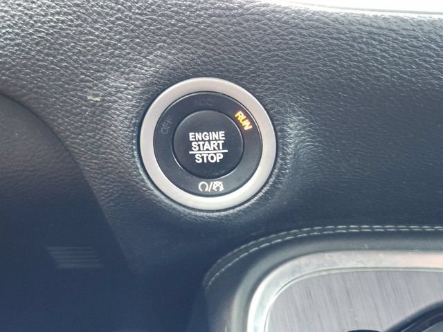 Used 2018 Dodge Challenger SXT RWD image 22