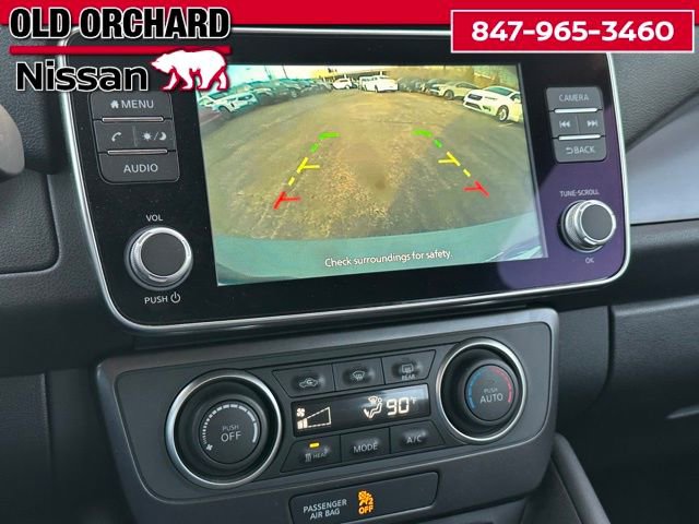 Used 2025 Nissan Leaf S image 14