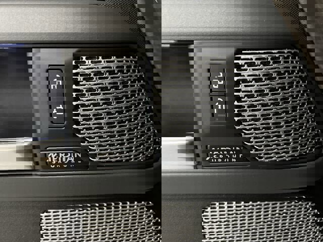 Used 2023 Land Rover Defender 130 X image 25