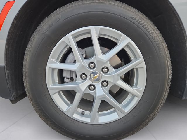 Used 2024 Chevrolet Equinox LT AWD/4WD image 9