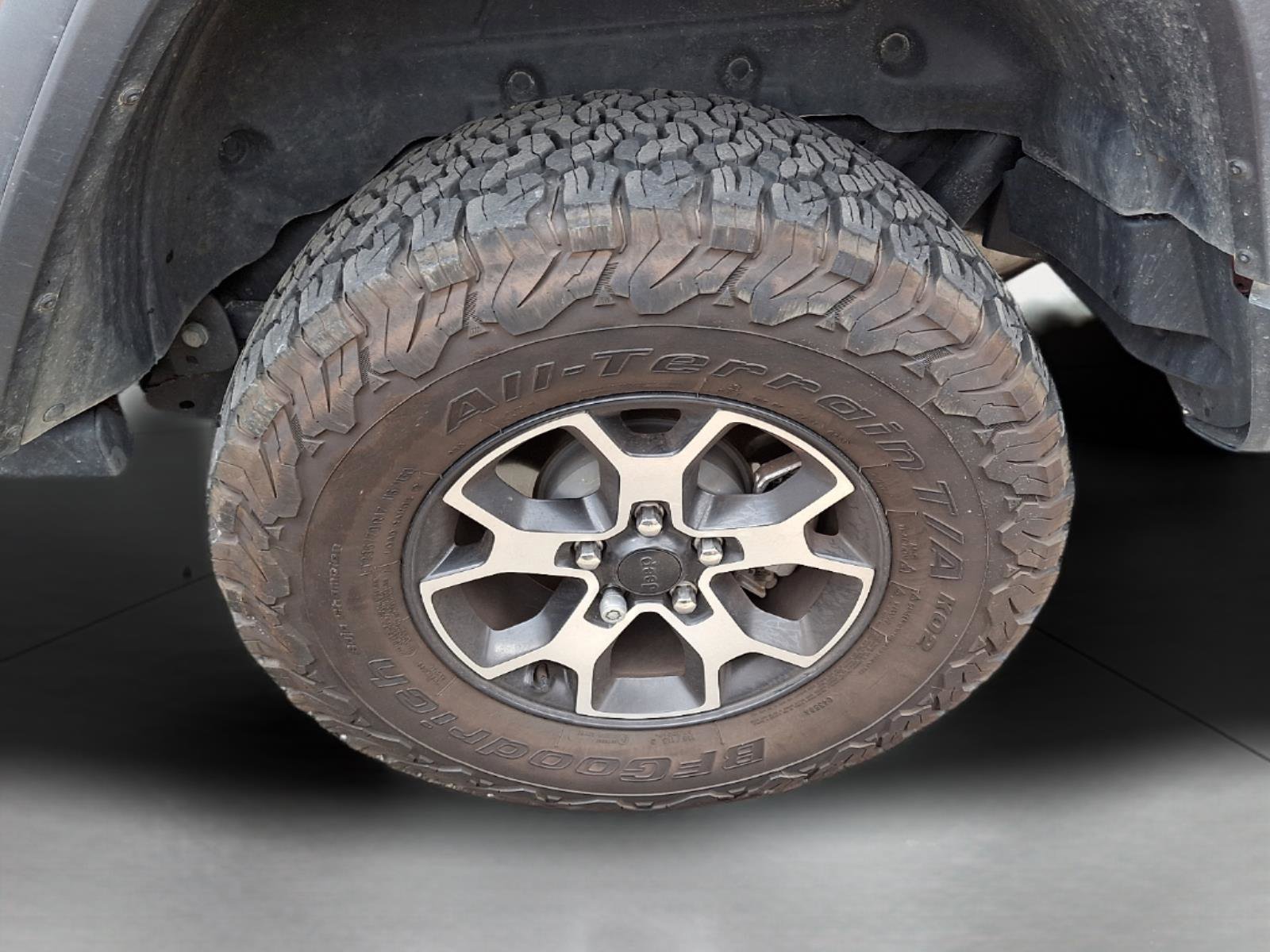 Used 2023 Jeep Wrangler Unlimited Rubicon w/ LED Lighting Group AWD/4WD image 64