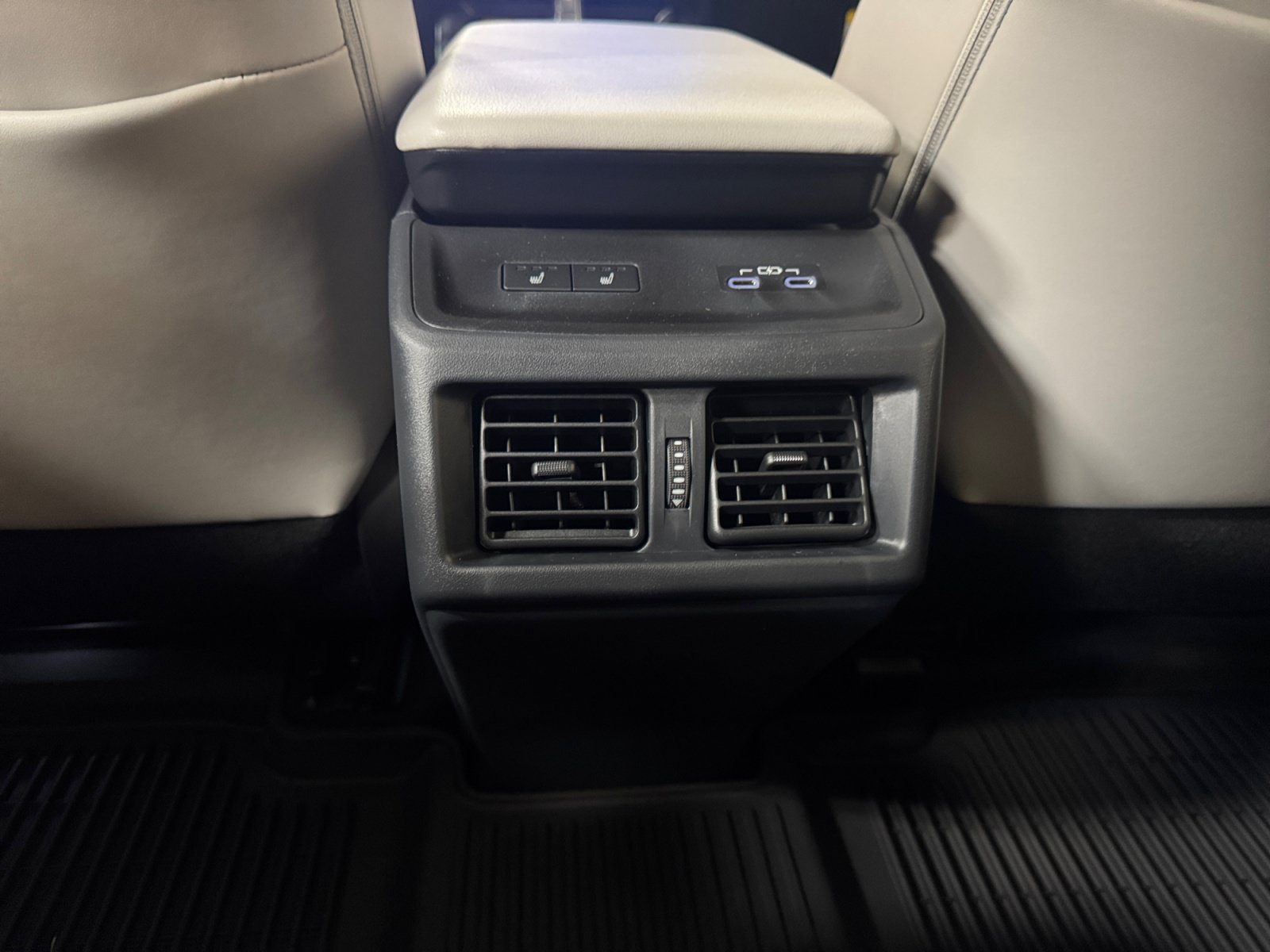 Certified 2026 Toyota bZ FWD image 33