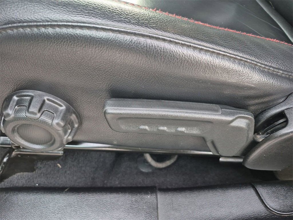 Used 2019 Jeep Wrangler Unlimited Rubicon w/ Dual Top Group image 19