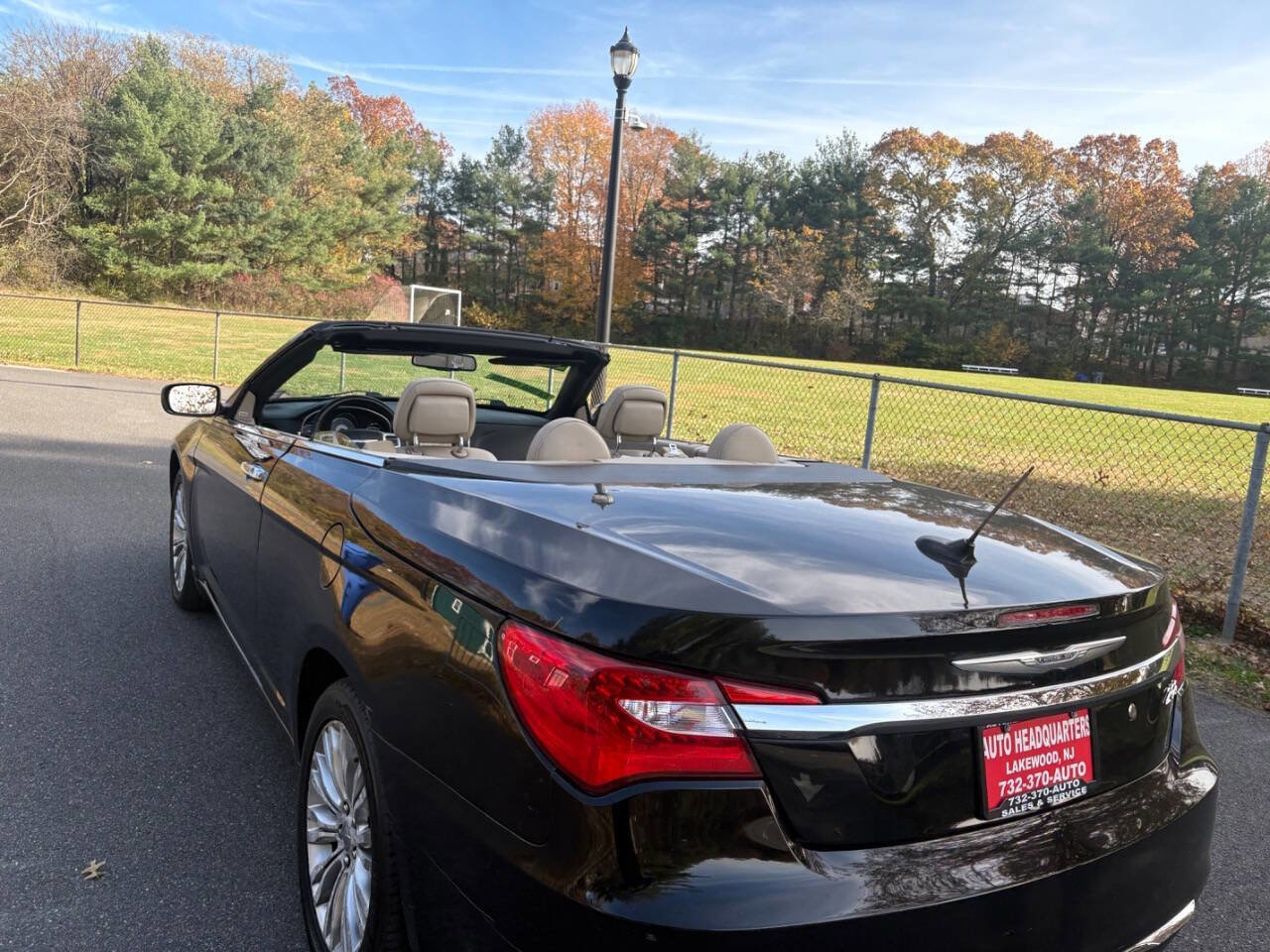 Used 2012 Chrysler 200 Limited image 13