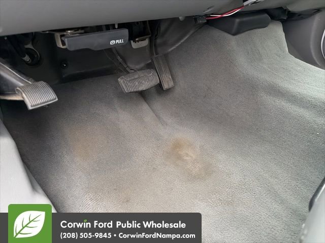 Used 2004 Ford F250 XLT image 26