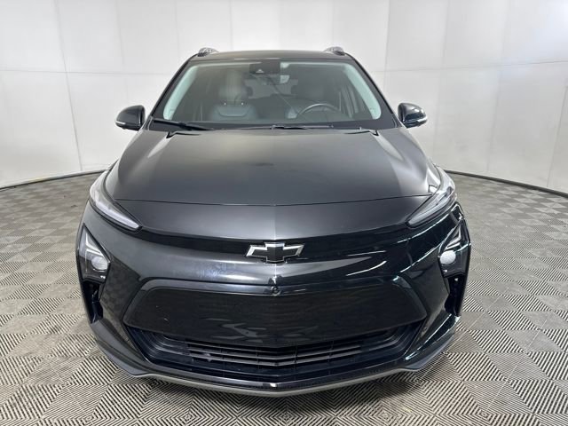 Used 2023 Chevrolet Bolt EUV Premier w/ Sun & Sound Package image 8